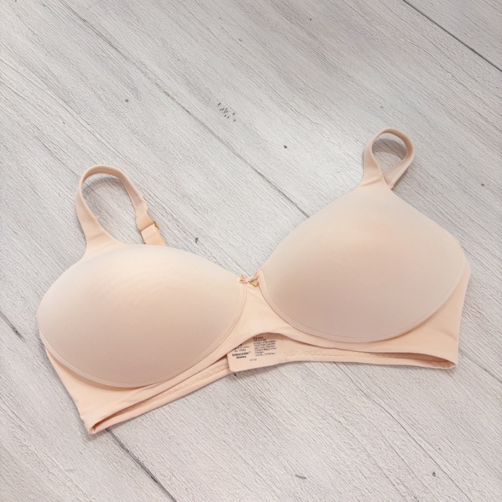SOMA Women’s Plus Nude Beige EMBRACEABLE WIRE FREE Bra Lightly Padded Size 40D